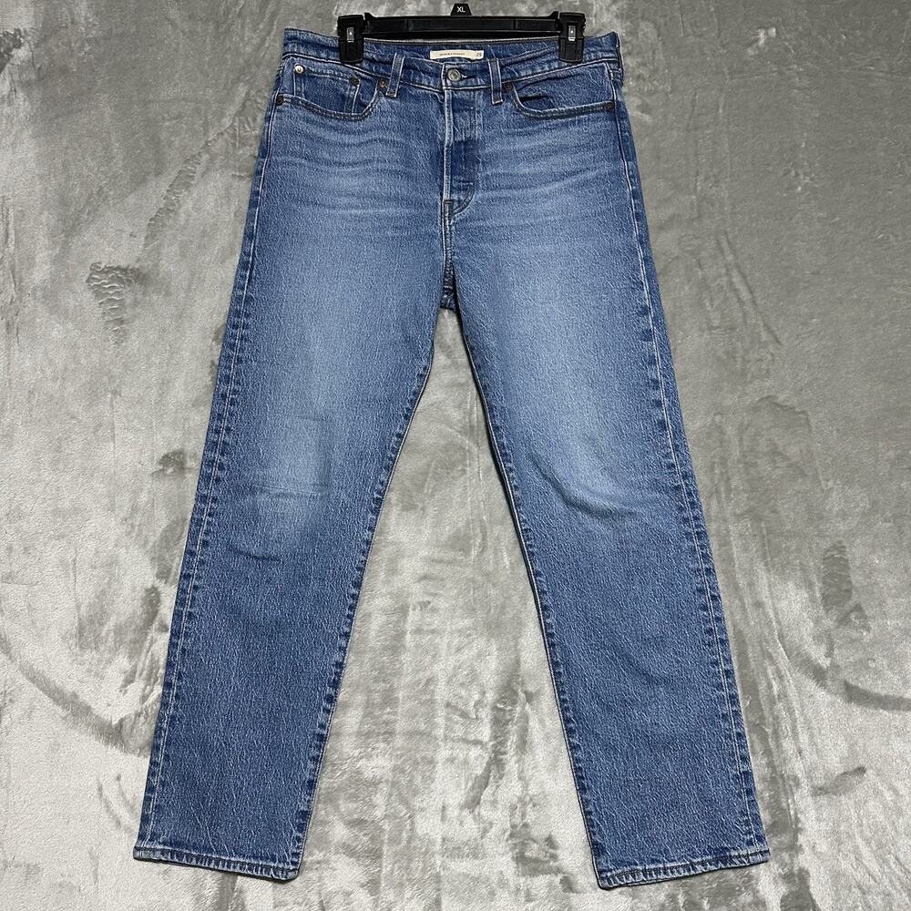Levis Wedgie Straight Button Fly Big E Light Blue Jeans Womens Sz 29 Classic EUC